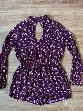 Aéropostale Long Sleeve Floral Choker Romper